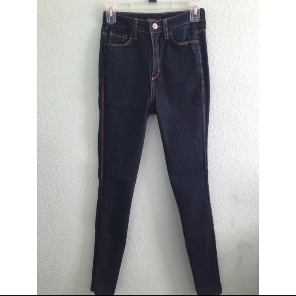 Hidden jeans